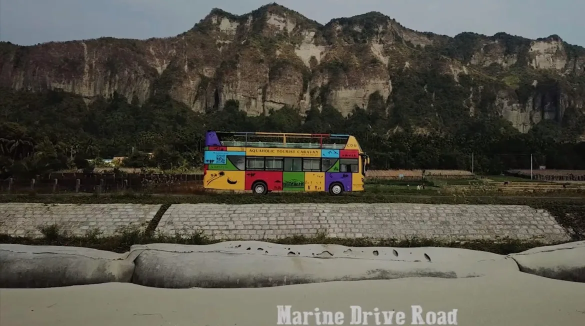 Aquaholic Tourist Caravan